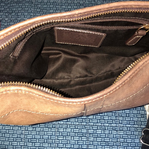 Coach Handbag - Picture 2 of 3